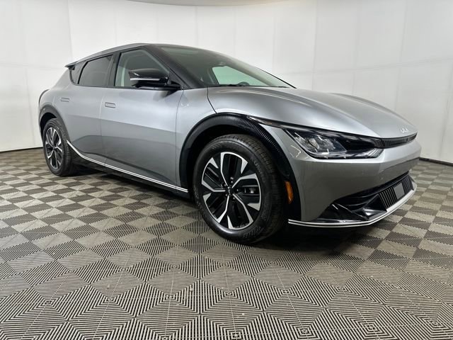 Used 2022 Kia EV6 Wind w/ Wind Technology Package image 2
