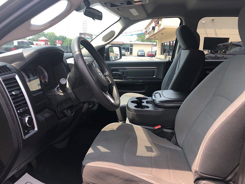 Used 2021 RAM 1500 Classic SLT image 10