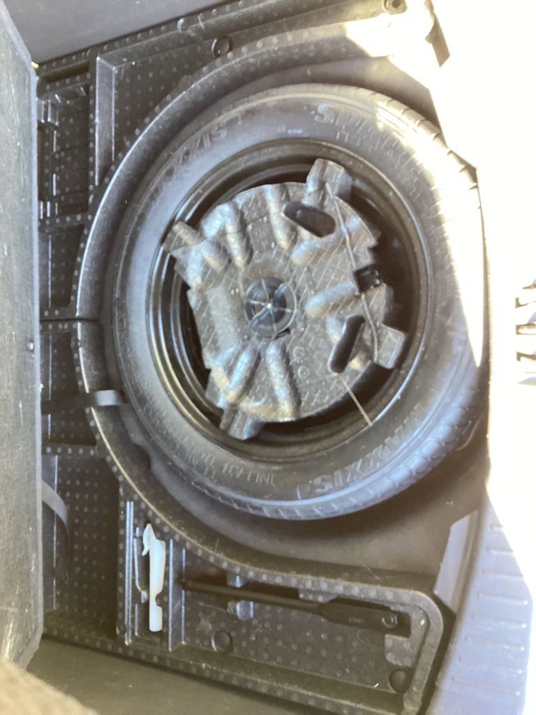 Used 2017 Ford Escape SE image 14