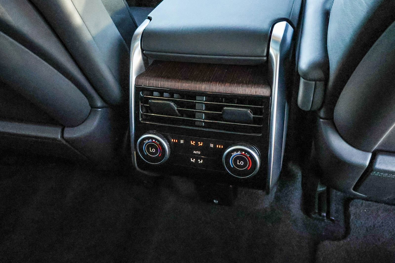 Certified 2023 Land Rover Range Rover SE image 22