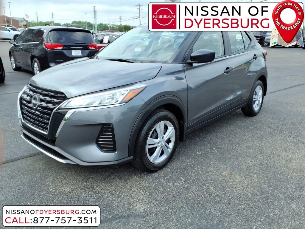 Used 2025 Nissan Kicks Play S FWD image 7