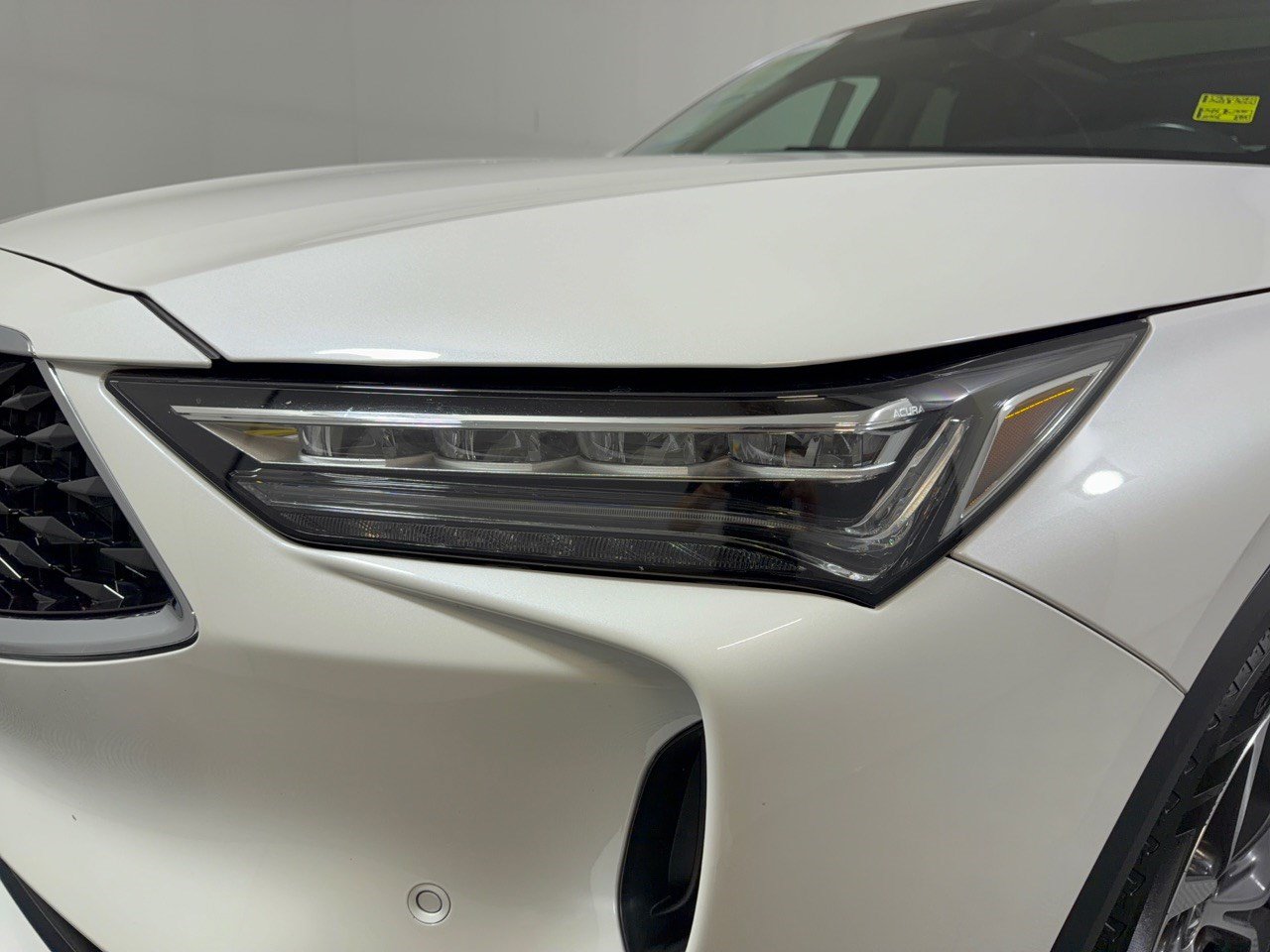 Used 2023 Acura MDX w/ Technology Package AWD/4WD image 12