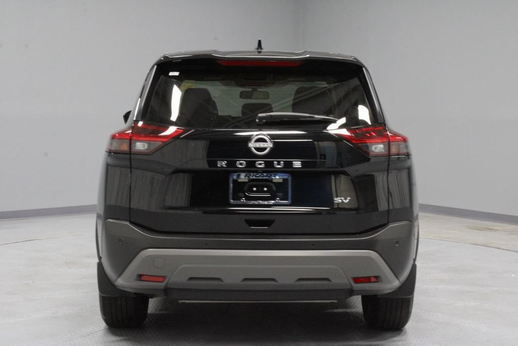 Used 2023 Nissan Rogue SV FWD image 10