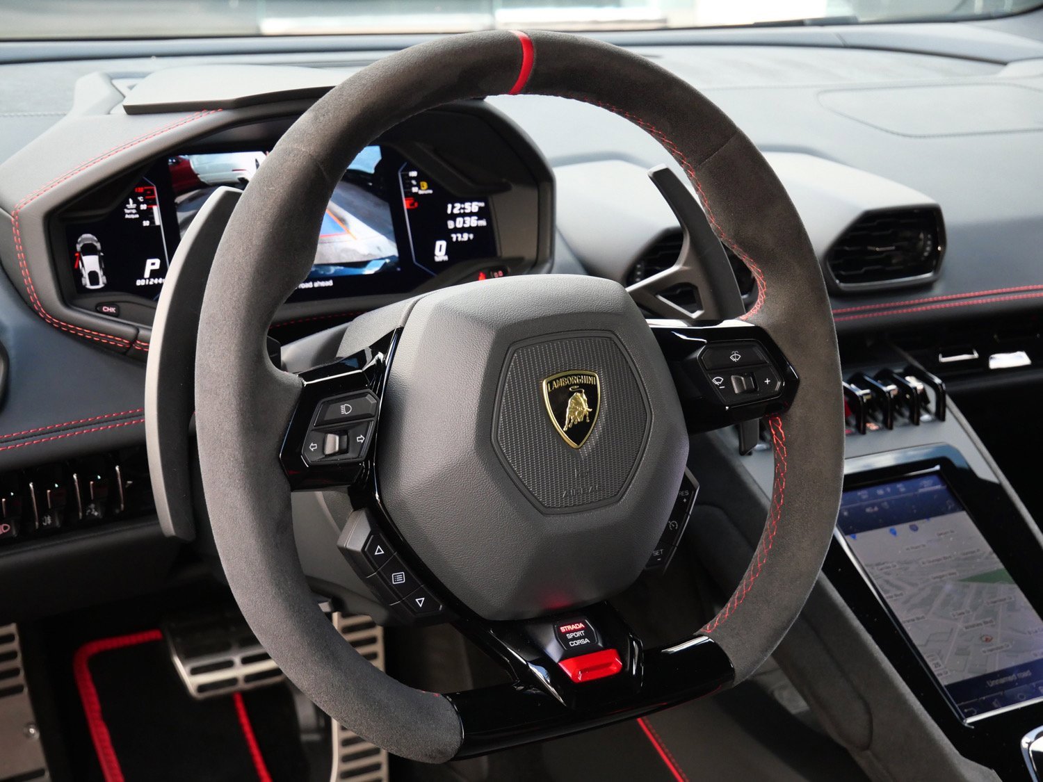 Used 2024 Lamborghini Huracan Tecnica image 17