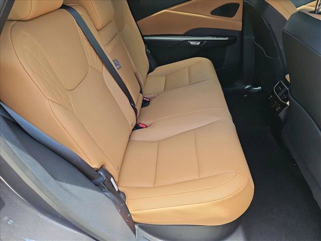 Used 2025 Lexus RX 350 FWD w/ Accessory Package (K3) image 18