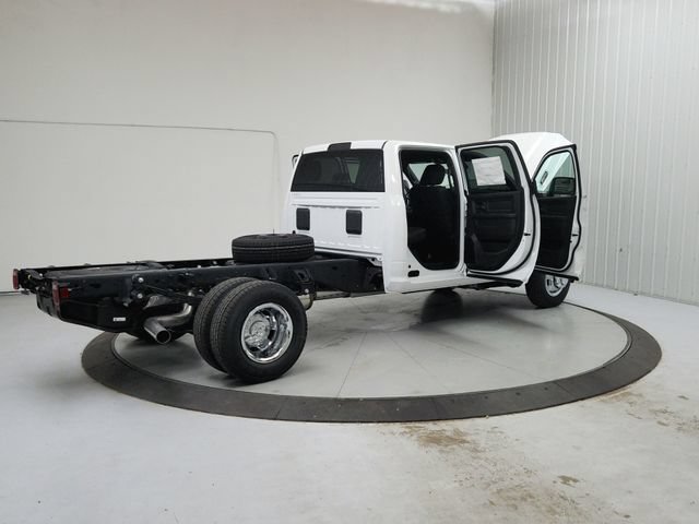 New 2026 RAM 3500 Tradesman w/ Chrome Appearance Group A AWD/4WD image 15