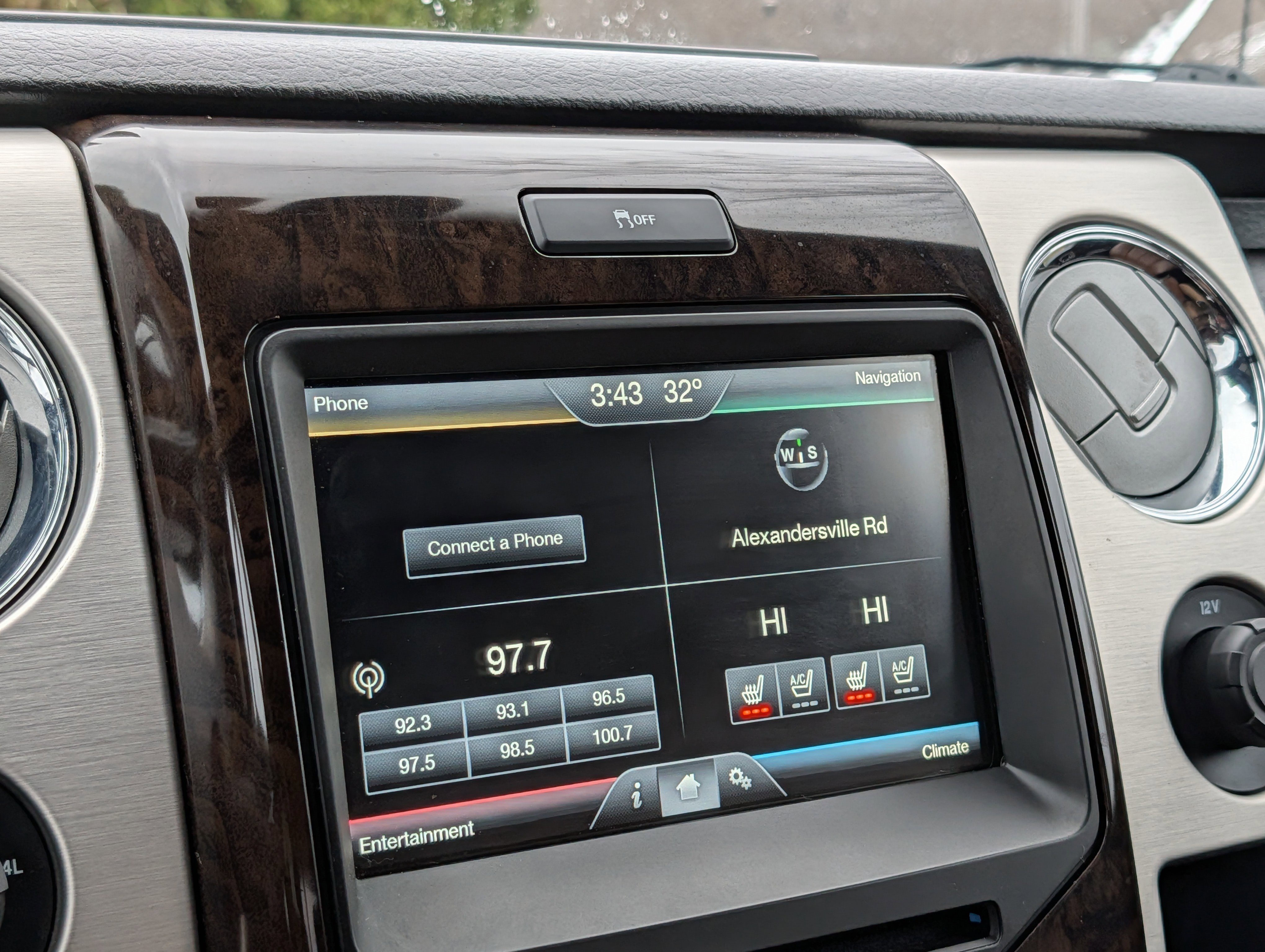 Used 2014 Ford F150 Platinum image 20