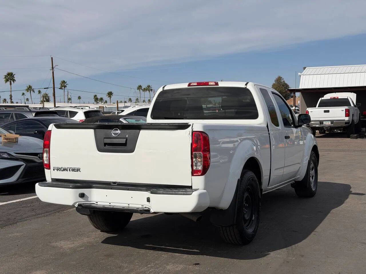 Used 2020 Nissan Frontier S RWD image 9