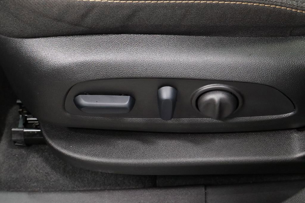 Used 2024 Chevrolet Equinox LT w/ LPO, Floor Liner Package image 26