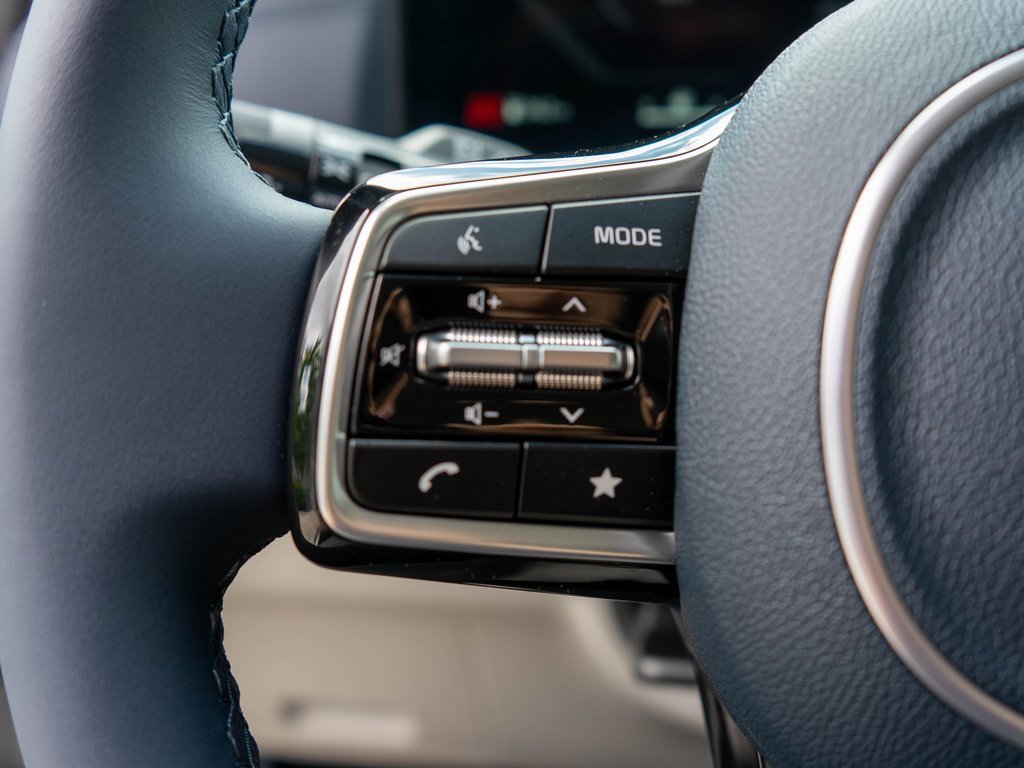 New 2026 Kia Carnival SX w/ SX Dark Edition Package image 21