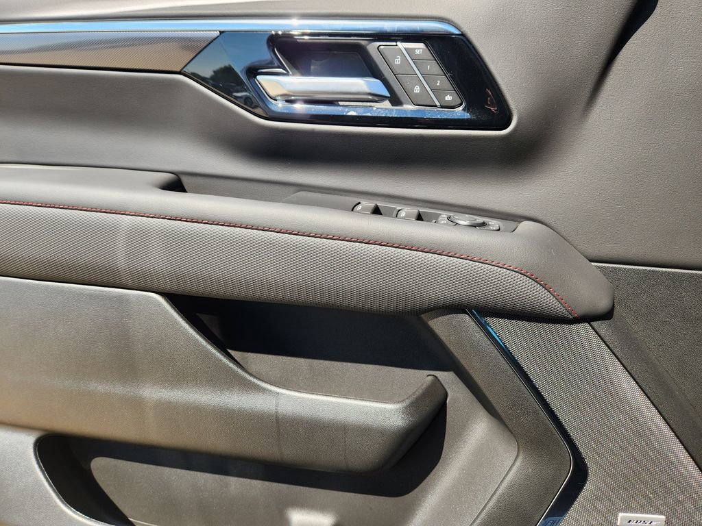 New 2026 Chevrolet Suburban RST w/ Advanced Technology Package image 16