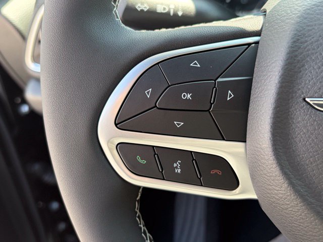 New 2026 Chrysler Pacifica Limited FWD image 17
