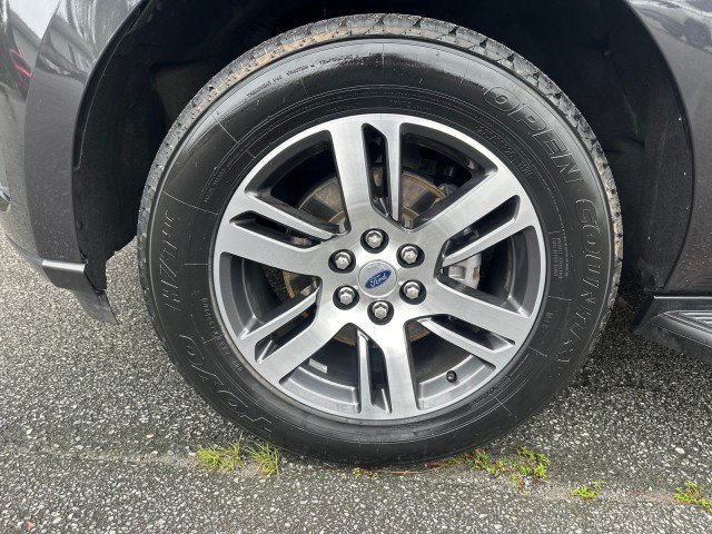 Used 2024 Ford Expedition Limited RWD image 8