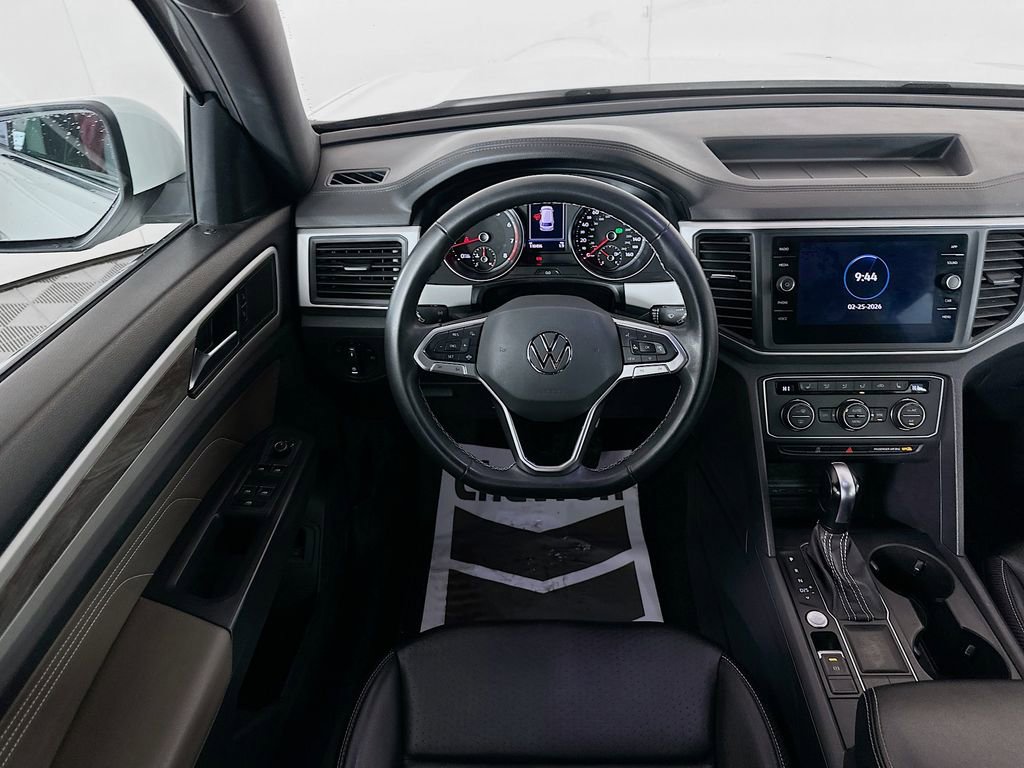 Used 2021 Volkswagen Atlas Cross Sport SE image 22