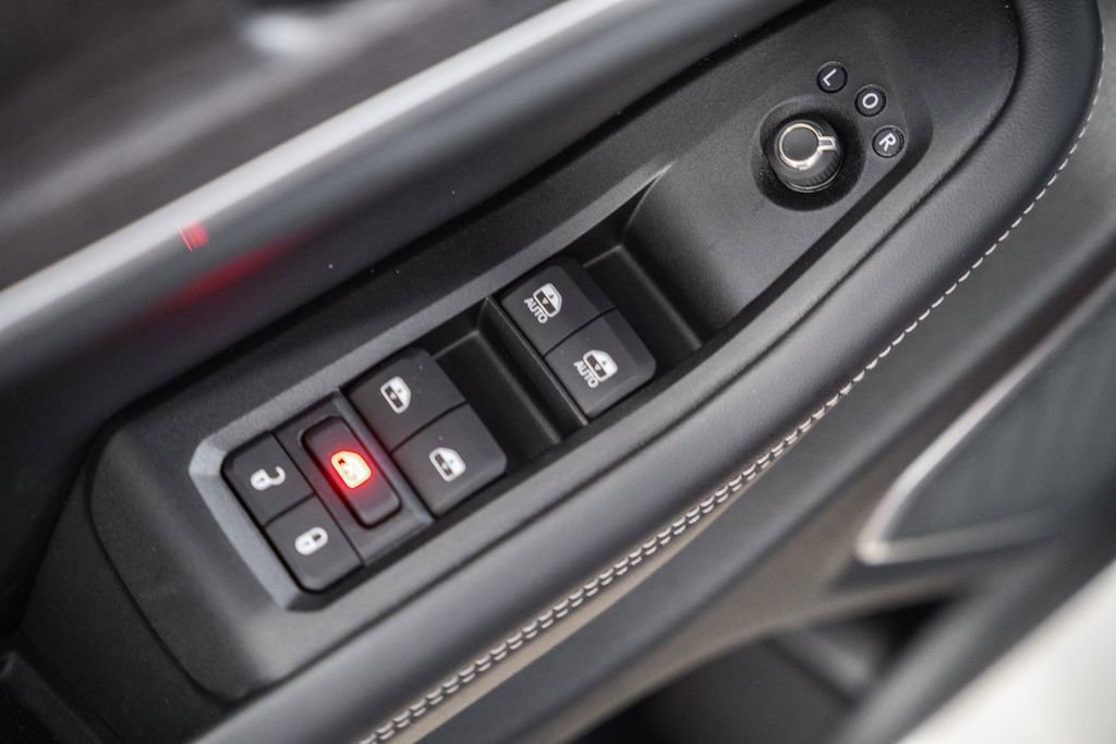 New 2026 Jeep Grand Cherokee Limited AWD/4WD image 40