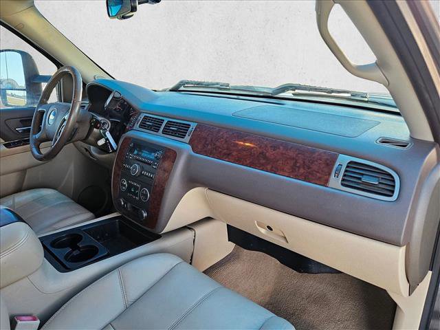 Used 2014 Chevrolet Silverado 2500 LTZ image 21