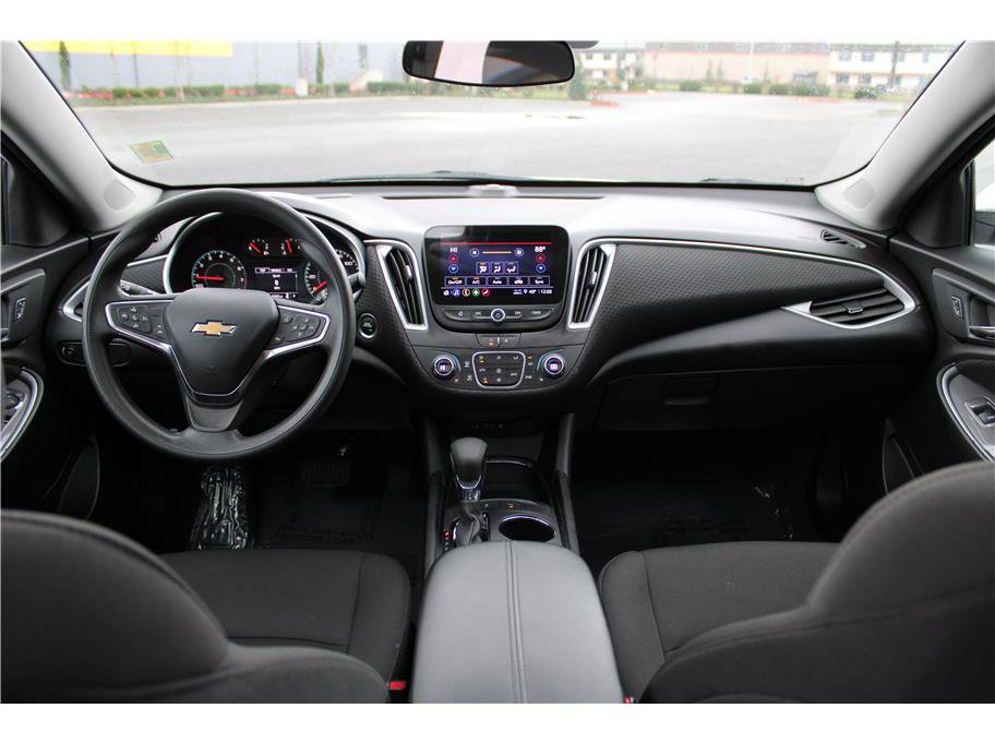 Used 2024 Chevrolet Malibu LT image 10