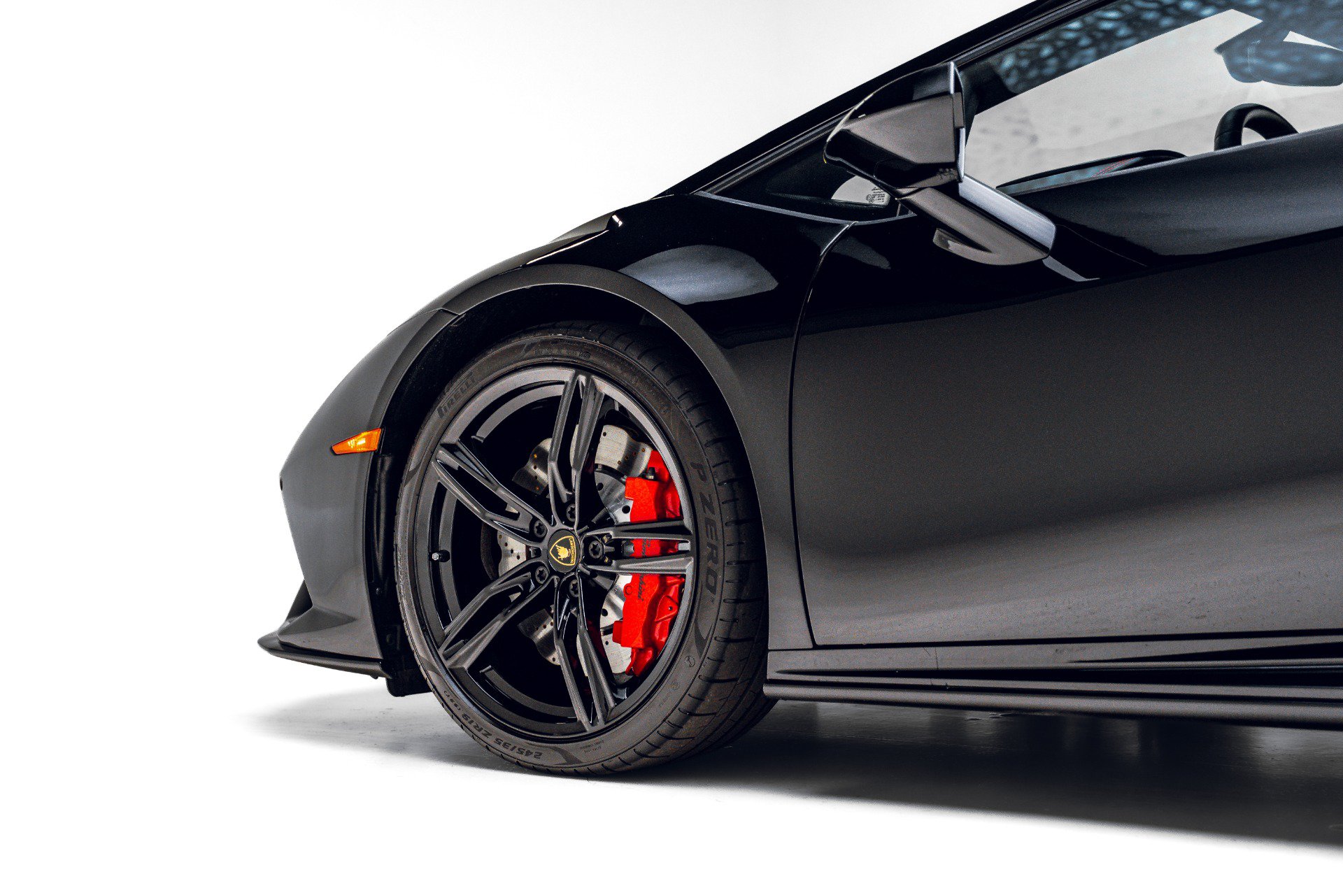 Used 2021 Lamborghini Huracan EVO RWD image 20