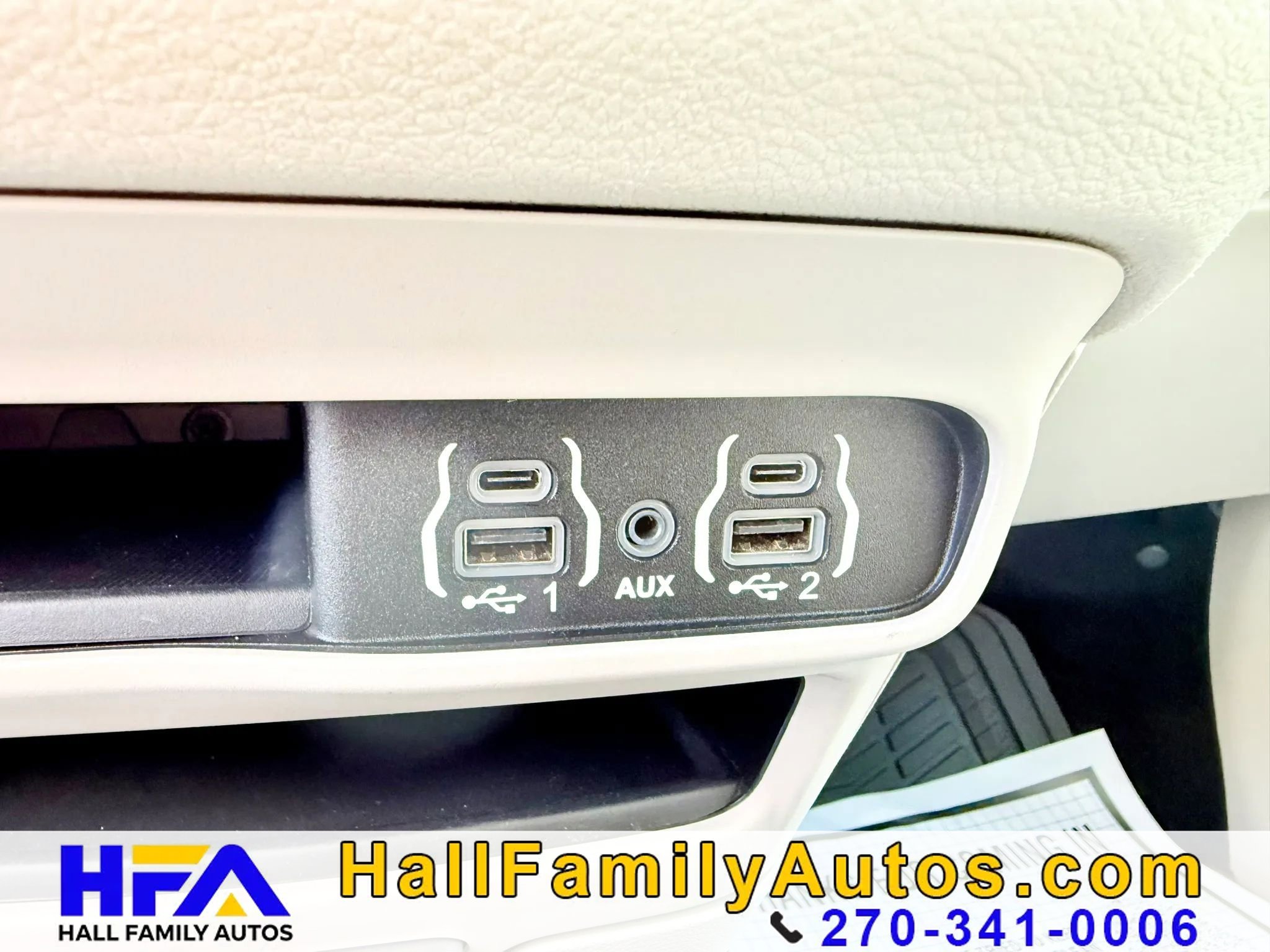 Used 2021 Chrysler Voyager Lxi image 25