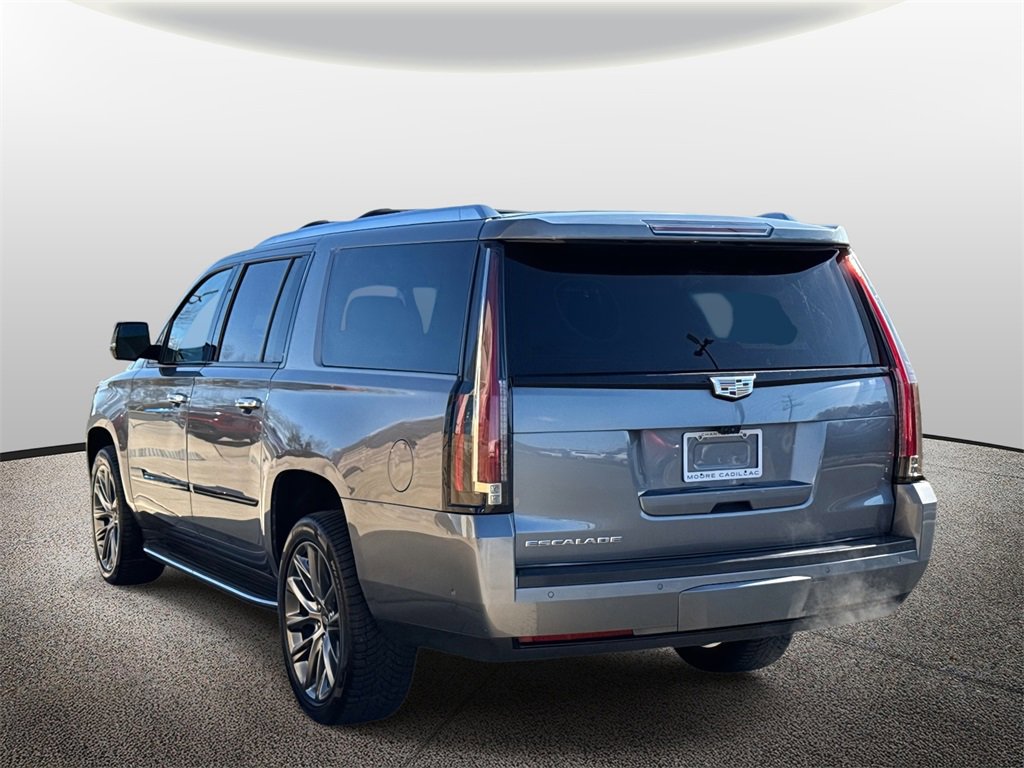 Used 2020 Cadillac Escalade ESV Luxury w/ Escalade Sport Edition image 6
