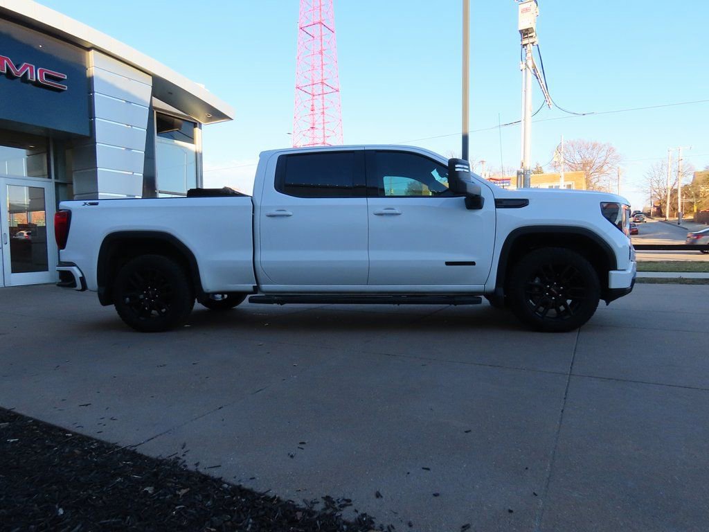 Used 2024 GMC Sierra 1500 Elevation w/ Preferred Package image 9