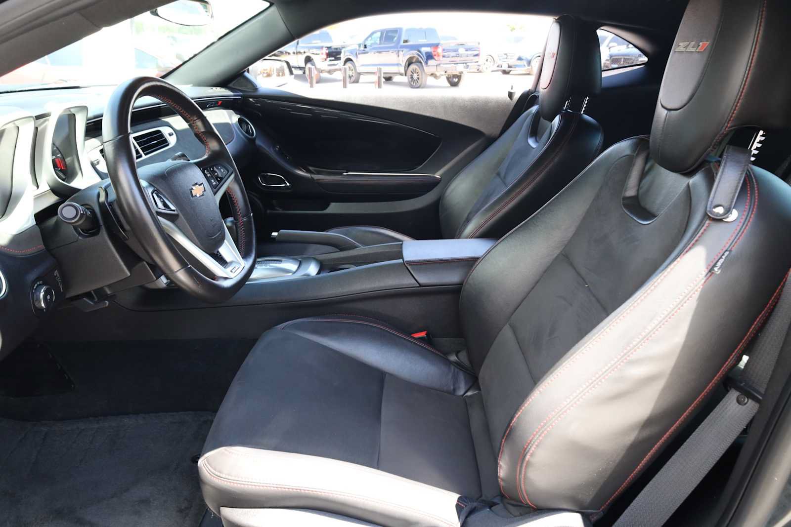 Used 2015 Chevrolet Camaro ZL1 RWD image 4