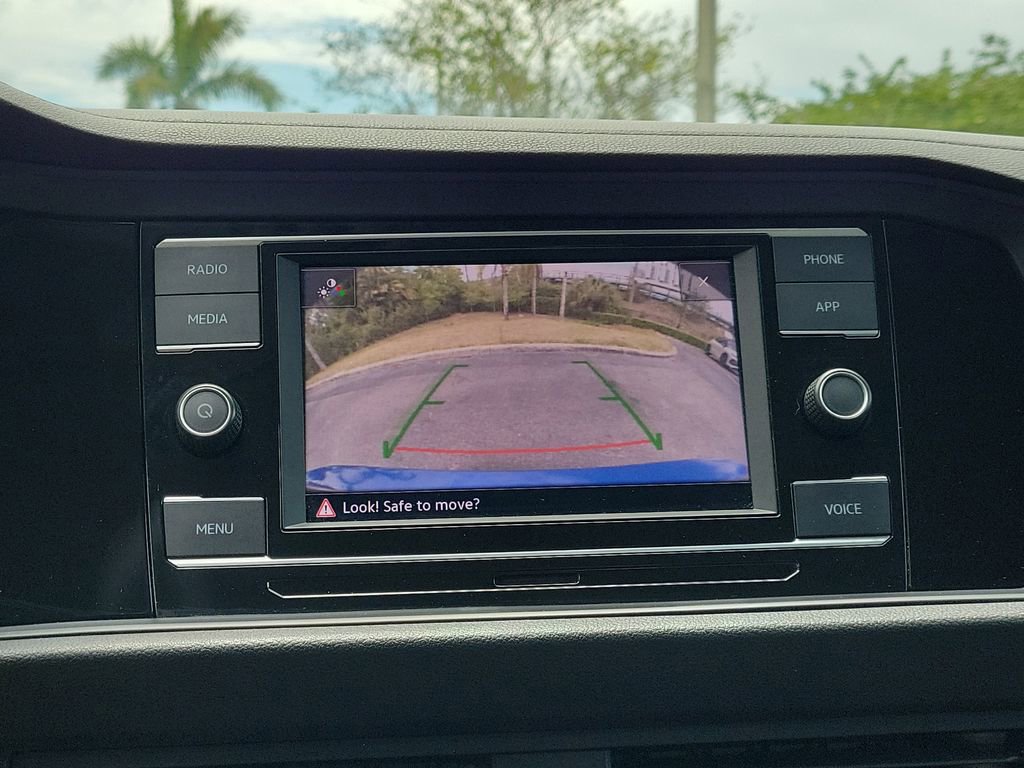 Used 2023 Volkswagen Jetta S image 22