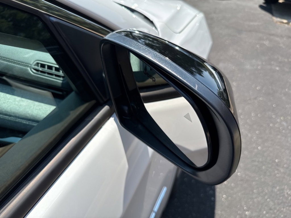 Used 2022 Jeep Compass Latitude image 17