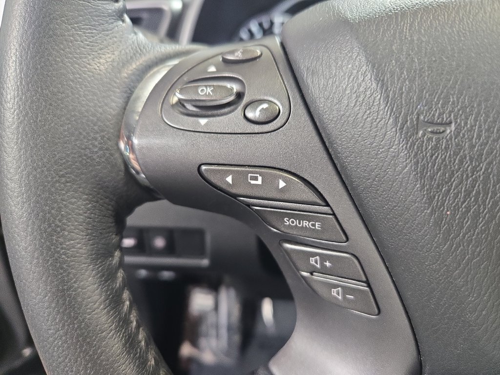 Used 2022 Nissan Murano SV AWD/4WD image 19