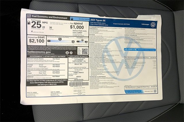 New 2025 Volkswagen Tiguan SE image 14