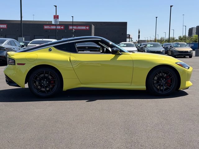 Certified 2024 Nissan Z Performance w/ Floor Mat Package RWD image 7