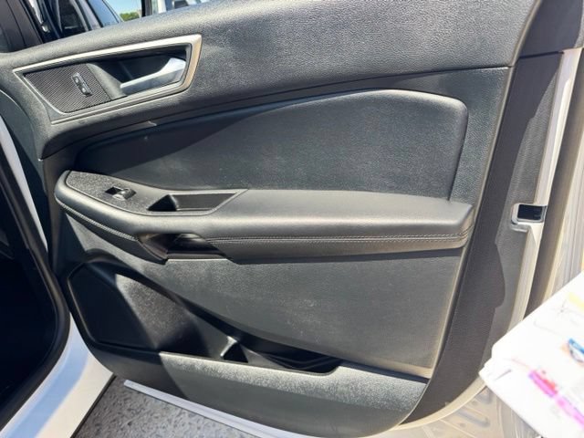 Used 2022 Ford Edge SEL AWD/4WD image 32