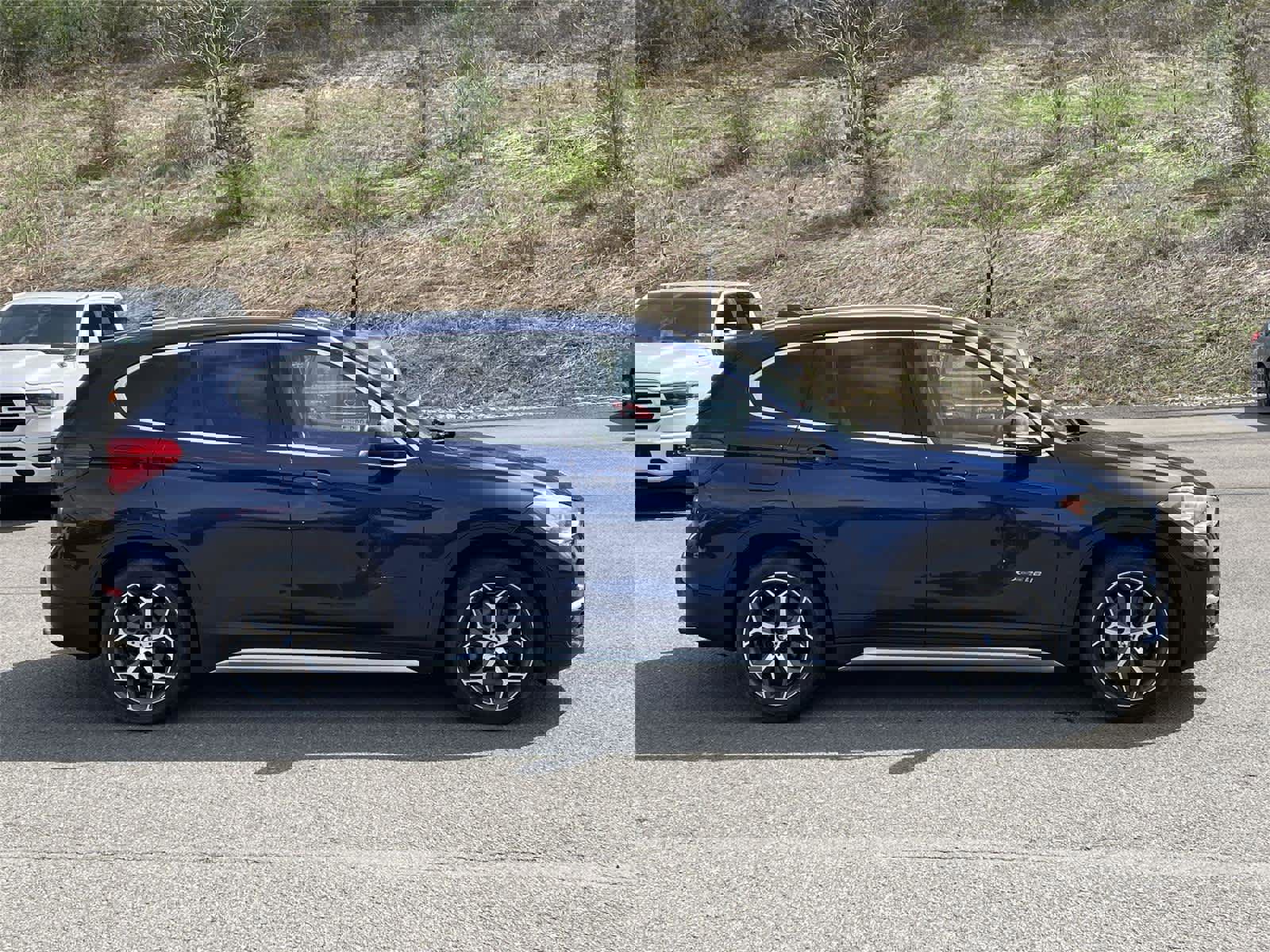 Used 2017 BMW X1 xDrive28i image 6