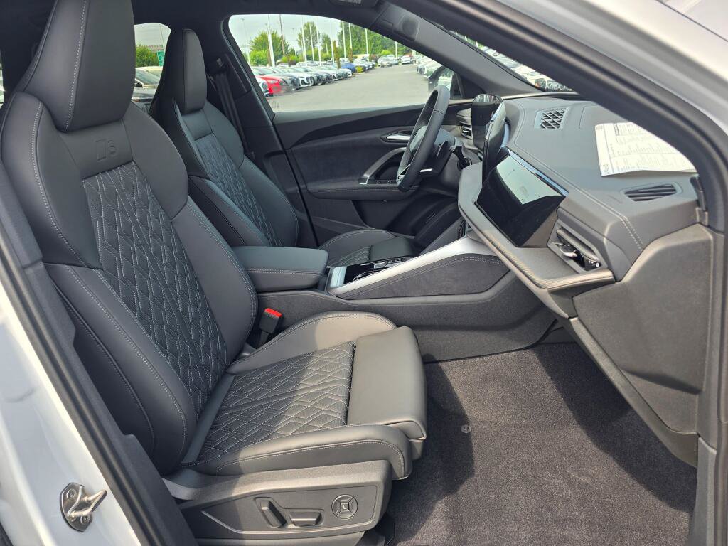 New 2026 Audi SQ5 Premium Plus AWD/4WD image 24