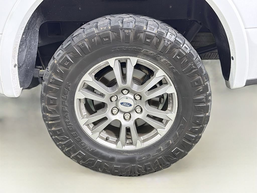 Used 2019 Ford F150 Lariat image 30