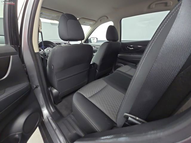 Used 2020 Nissan Rogue SV image 45