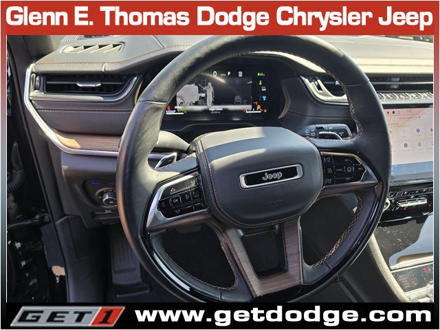 Certified 2023 Jeep Grand Cherokee Summit w/ Advanced Protech Group IV AWD/4WD image 20