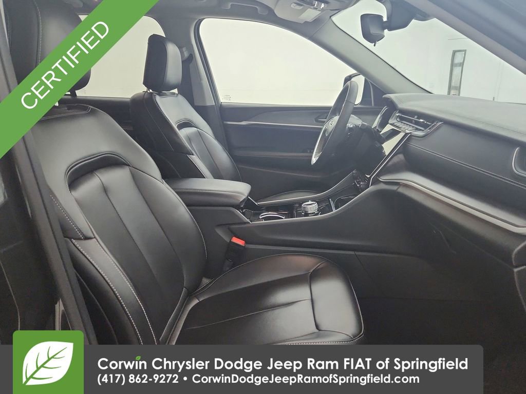 Certified 2023 Jeep Grand Cherokee Limited w/ Trailer Tow Prep Group (B) image 33