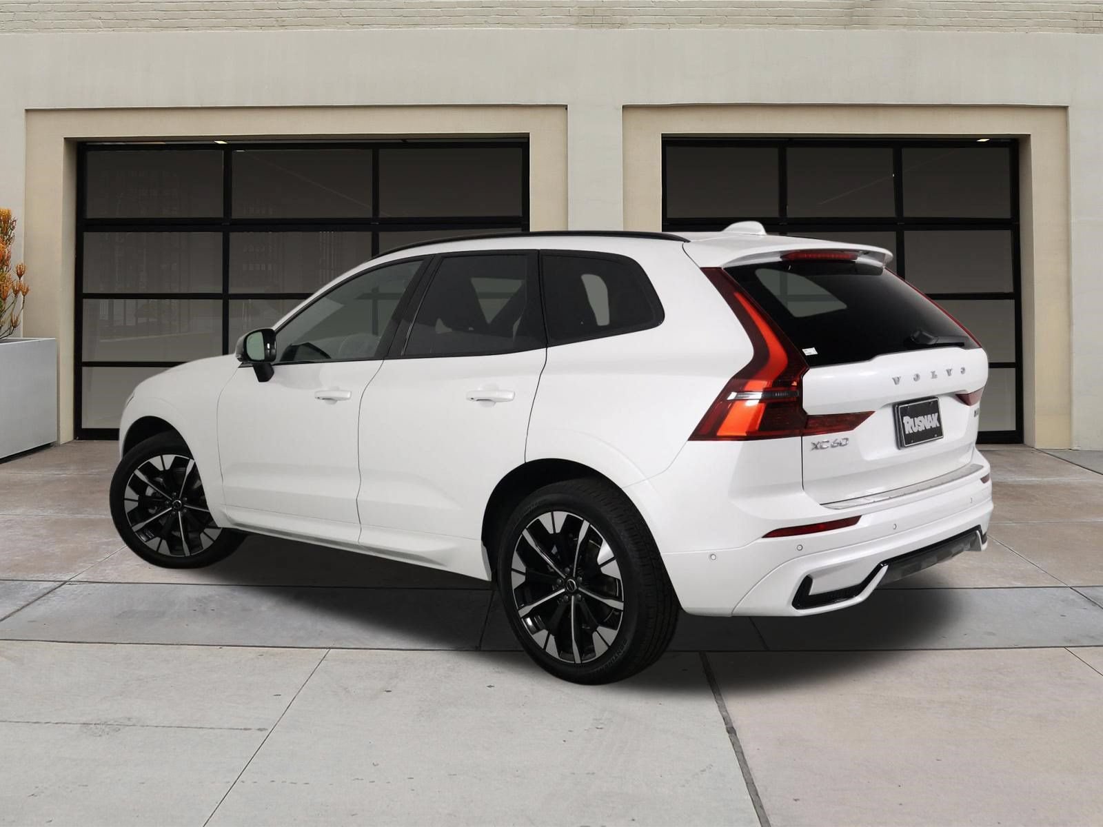 Certified 2026 Volvo XC60 B5 Plus w/ Protection Package Premier AWD/4WD image 2