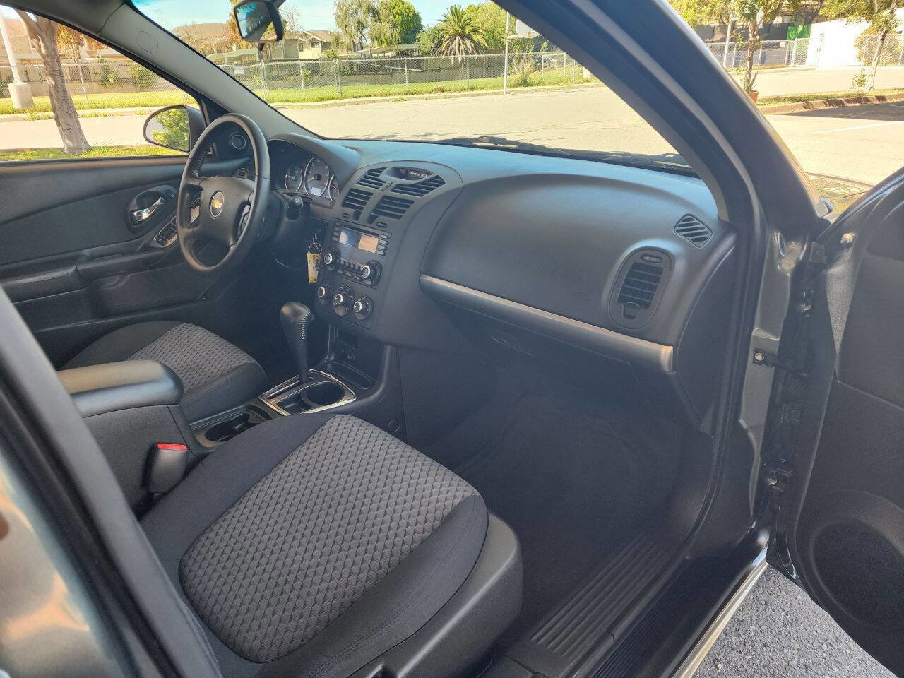 Used 2006 Chevrolet Malibu LT image 21