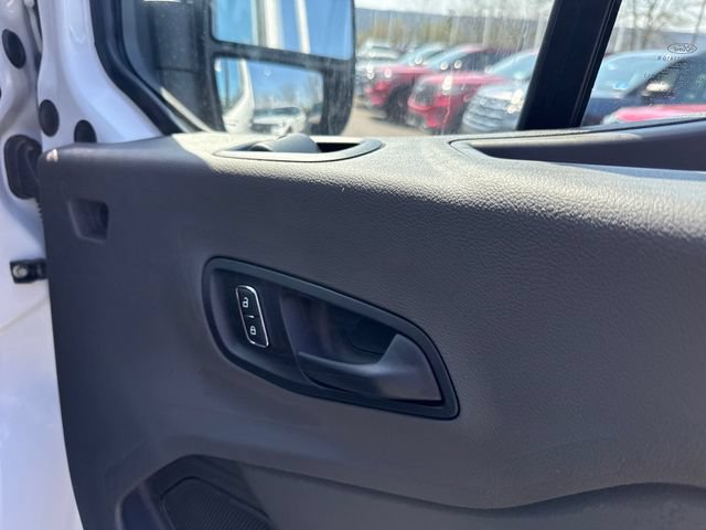 New 2026 Ford Transit 250 148 Medium Roof RWD image 23