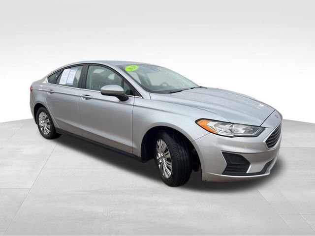 Used 2020 Ford Fusion S FWD image 9