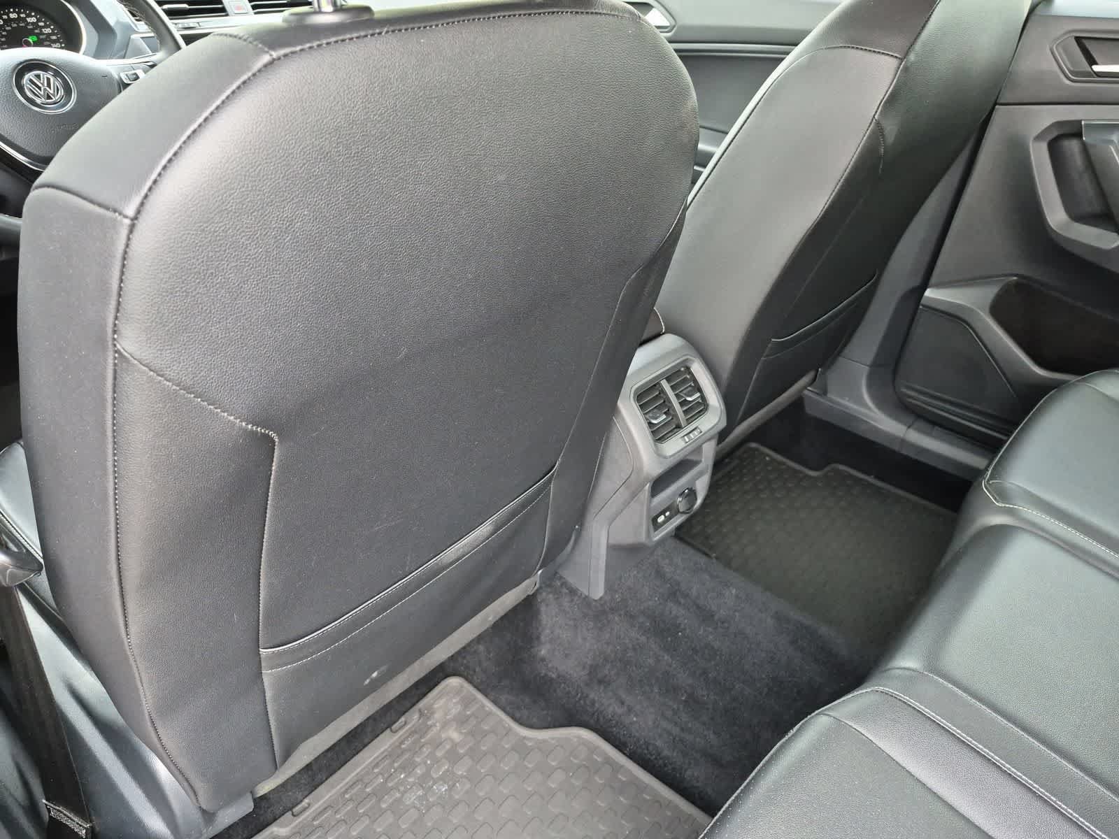 Used 2021 Volkswagen Tiguan SE AWD/4WD image 18