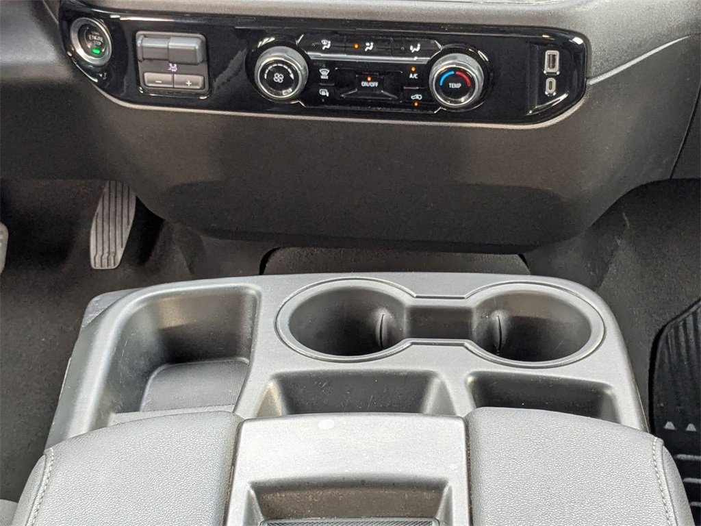 Used 2024 Chevrolet Silverado 2500 LT image 9