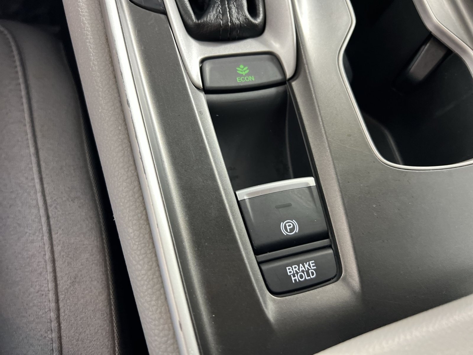 Used 2019 Honda Accord LX image 34