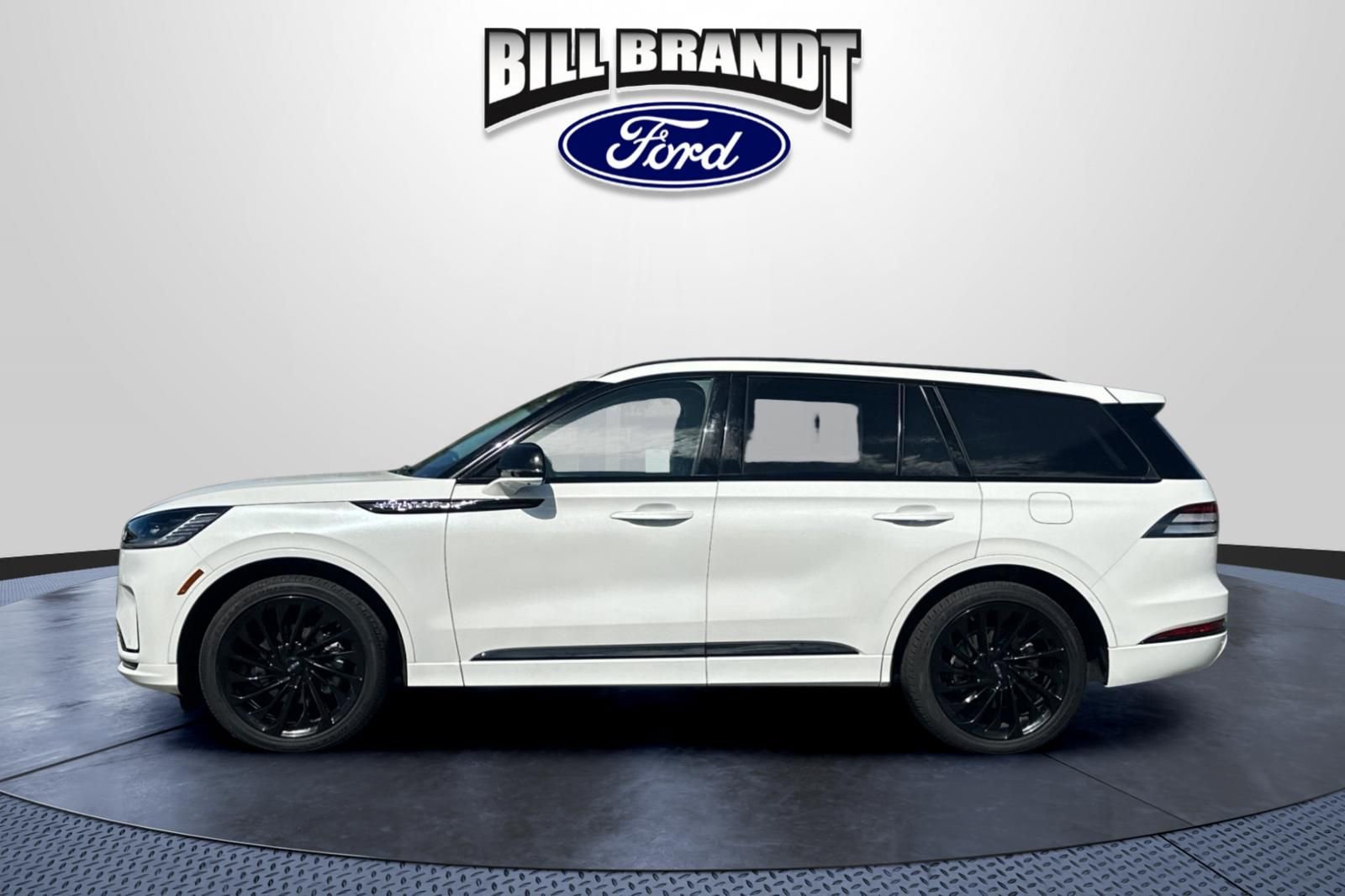 Used 2025 Lincoln Aviator Reserve w/ Equipment Group 201A AWD/4WD image 6