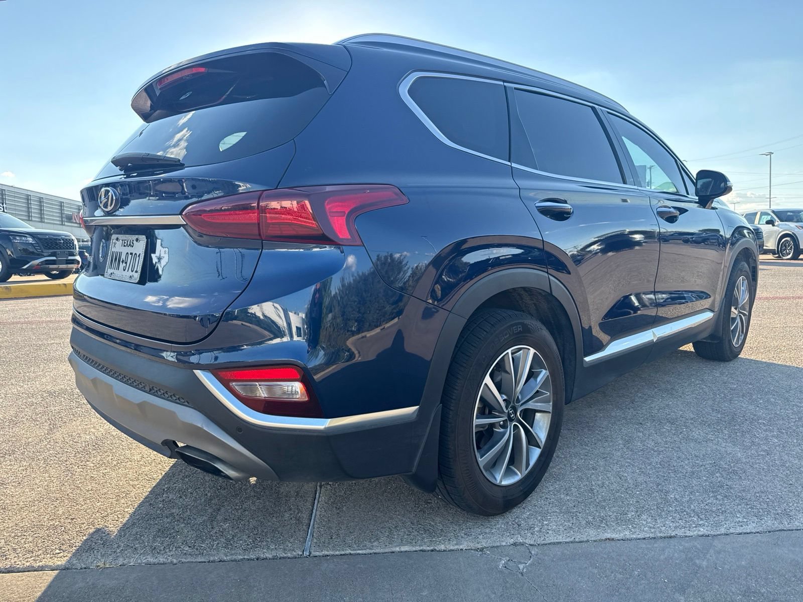 Used 2020 Hyundai Santa Fe SEL w/ Convenience + Premium Package FWD image 7
