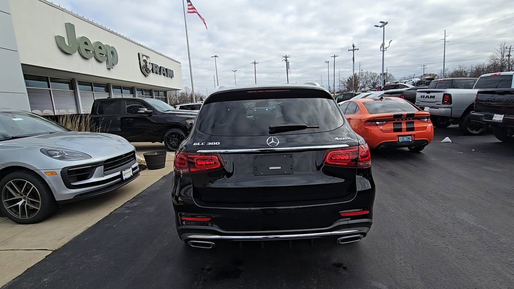 Used 2022 Mercedes-Benz GLC 300 4MATIC image 7