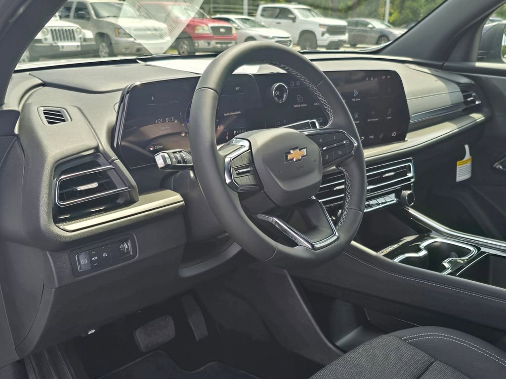 New 2026 Chevrolet Traverse LT image 9