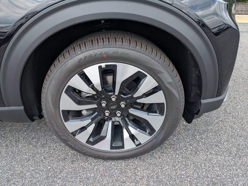 New 2026 Ford Explorer Platinum AWD/4WD image 11